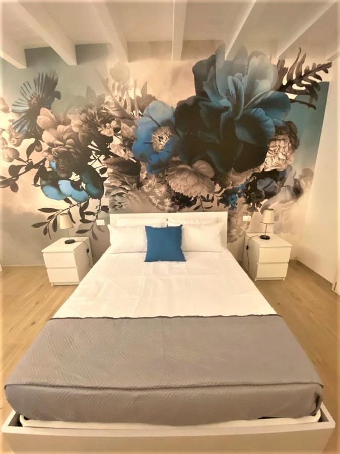 Rossini Penthouse Apartment Cagliari Bagian luar foto