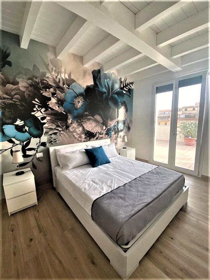 Rossini Penthouse Apartment Cagliari Bagian luar foto