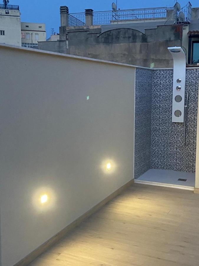 Rossini Penthouse Apartment Cagliari Bagian luar foto