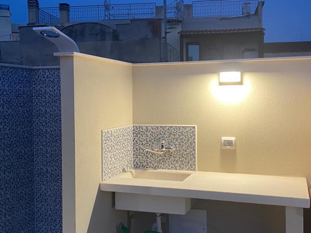 Rossini Penthouse Apartment Cagliari Bagian luar foto