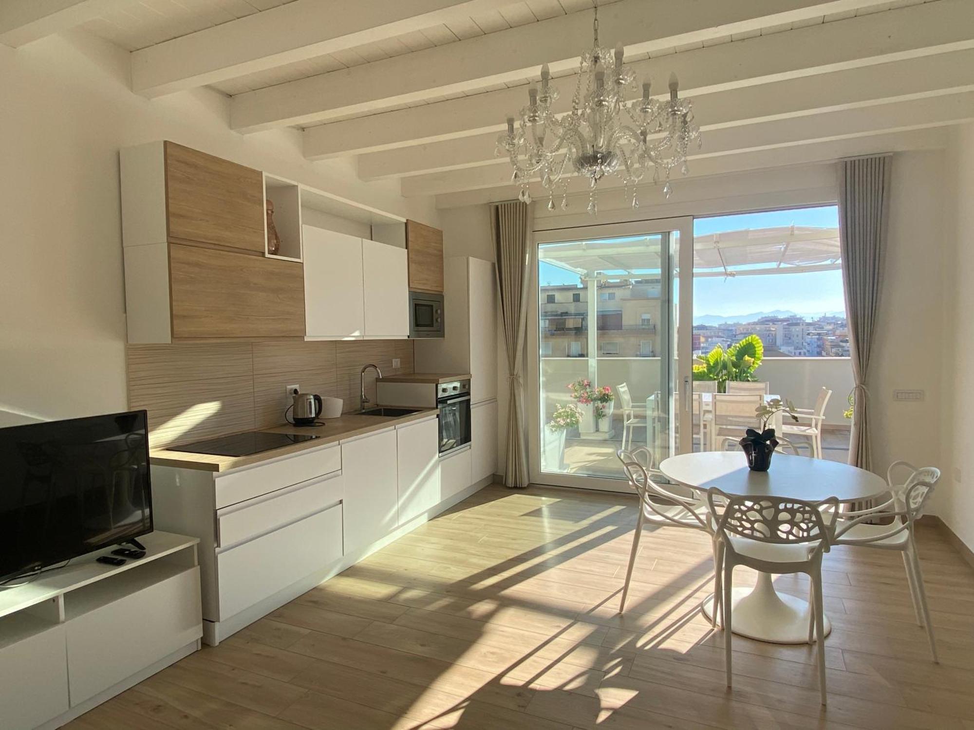 Rossini Penthouse Apartment Cagliari Bagian luar foto